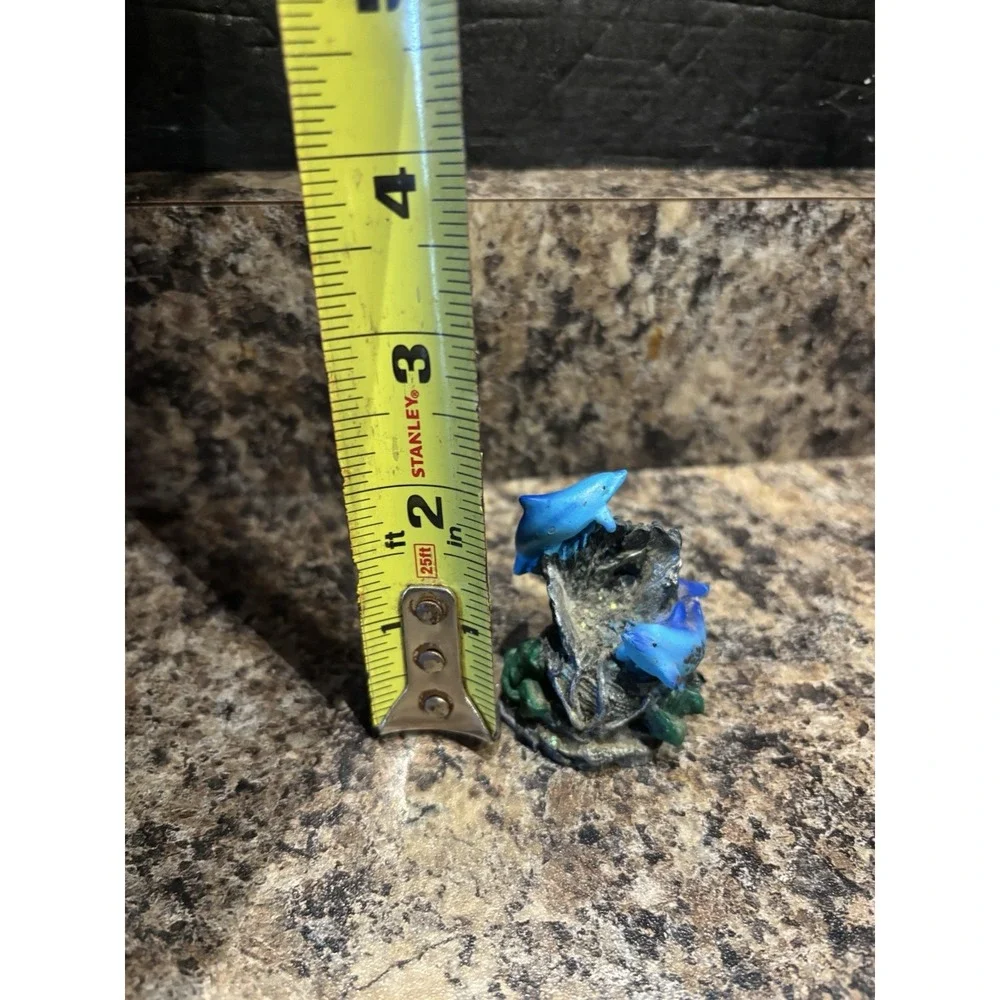 N/A miniature dolphin
